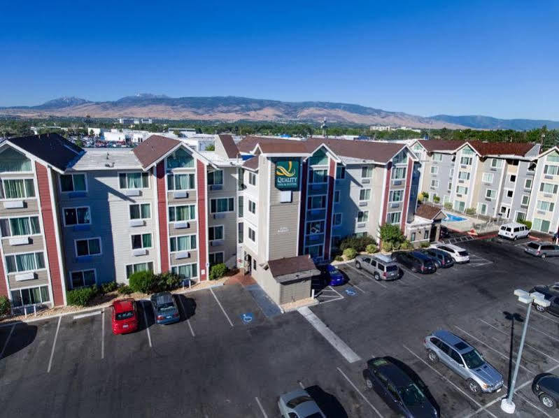 Baymont By Wyndham Hotel